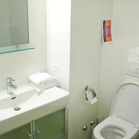 Daire Residenza Monte Bre - Apt-105 Haus1 By Interhome